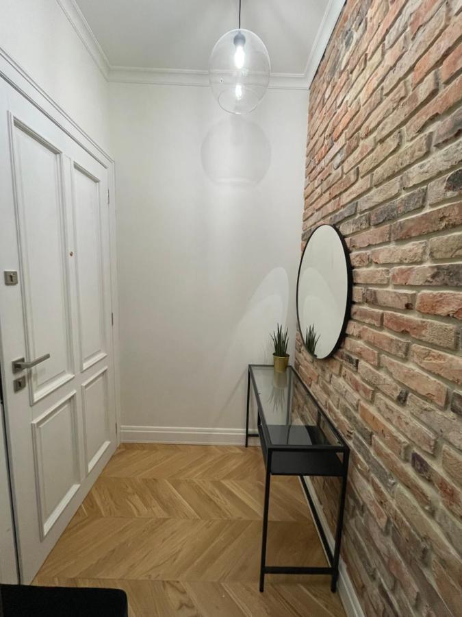 Apartament Grafitowy Apartment Poznan Exterior photo