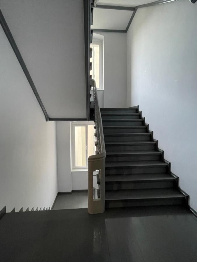 Apartament Grafitowy Apartment Poznan Exterior photo