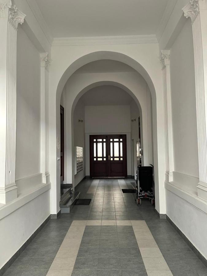 Apartament Grafitowy Apartment Poznan Exterior photo