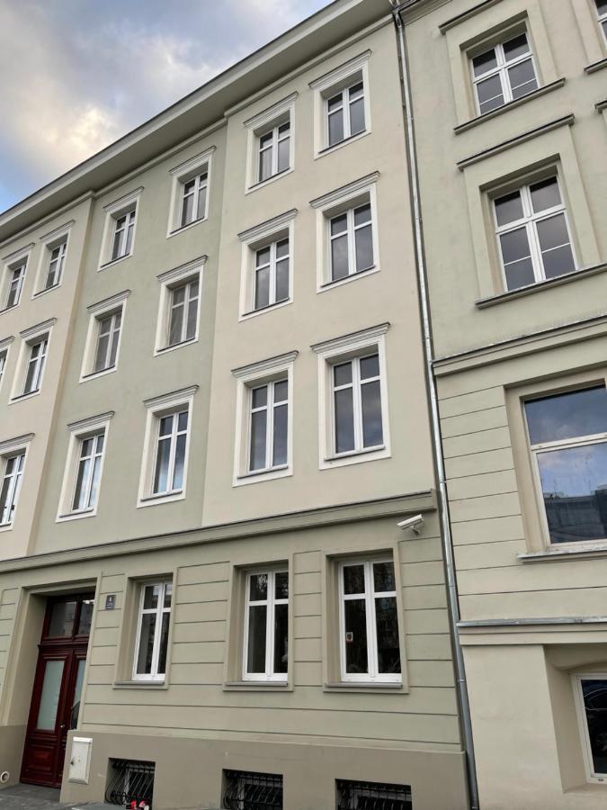 Apartament Grafitowy Apartment Poznan Exterior photo