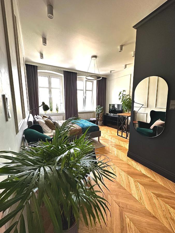 Apartament Grafitowy Apartment Poznan Exterior photo